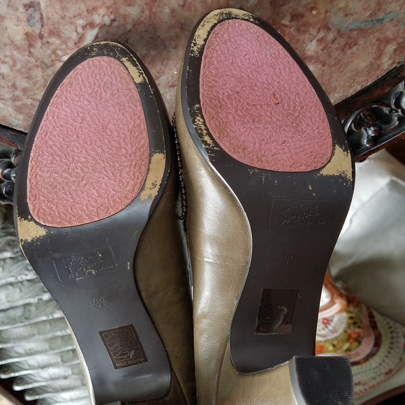 Miss L-Fire Oxford Pumps - Picture 8 of 8